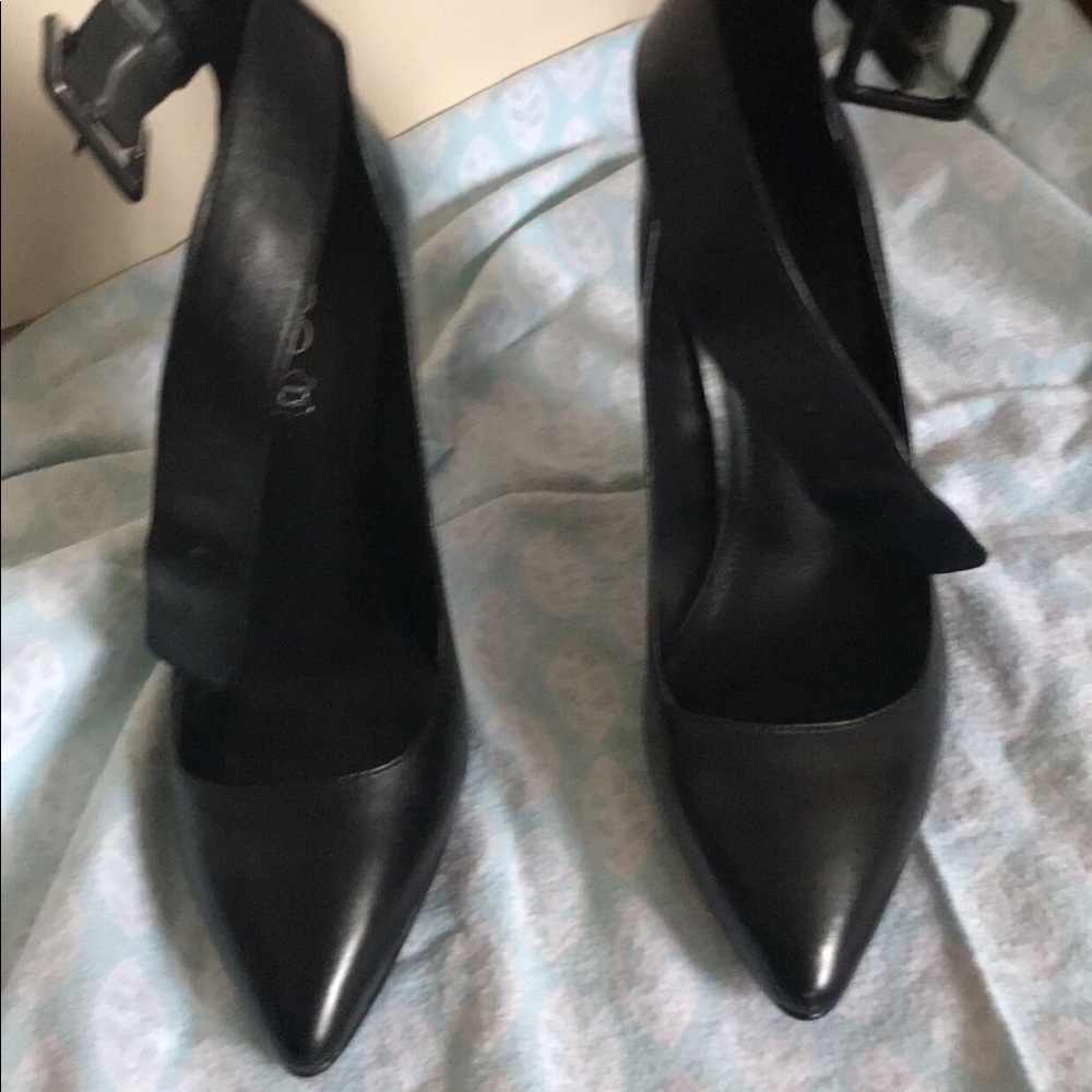 Heel pump